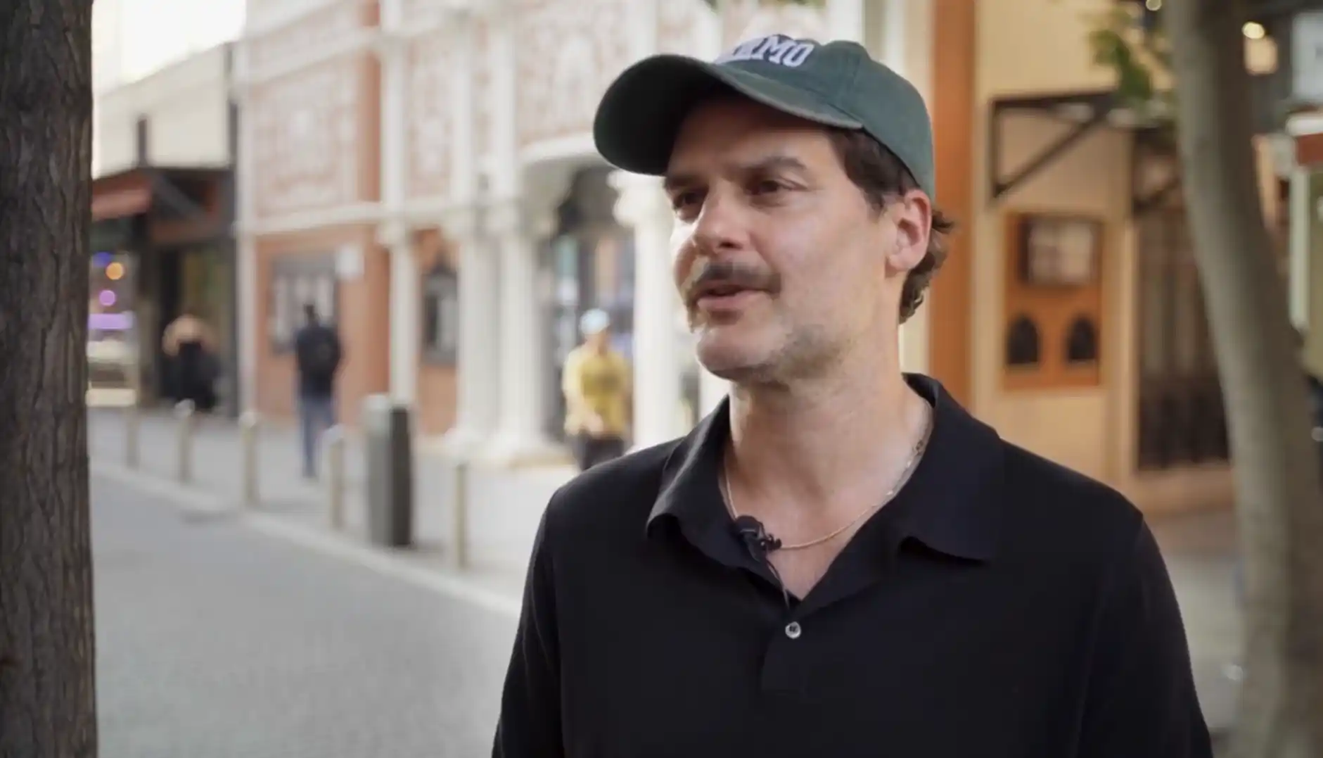 Deniz Eroglu 2025- Premio Oficial